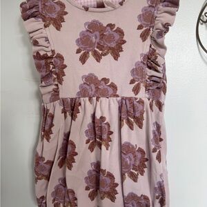 Kate Quinn organic ruffle romper 12-18 months
